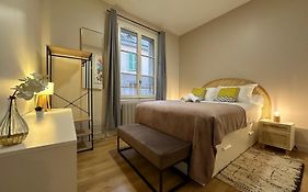 Le Saint Julien - City Center - Self-Entrance